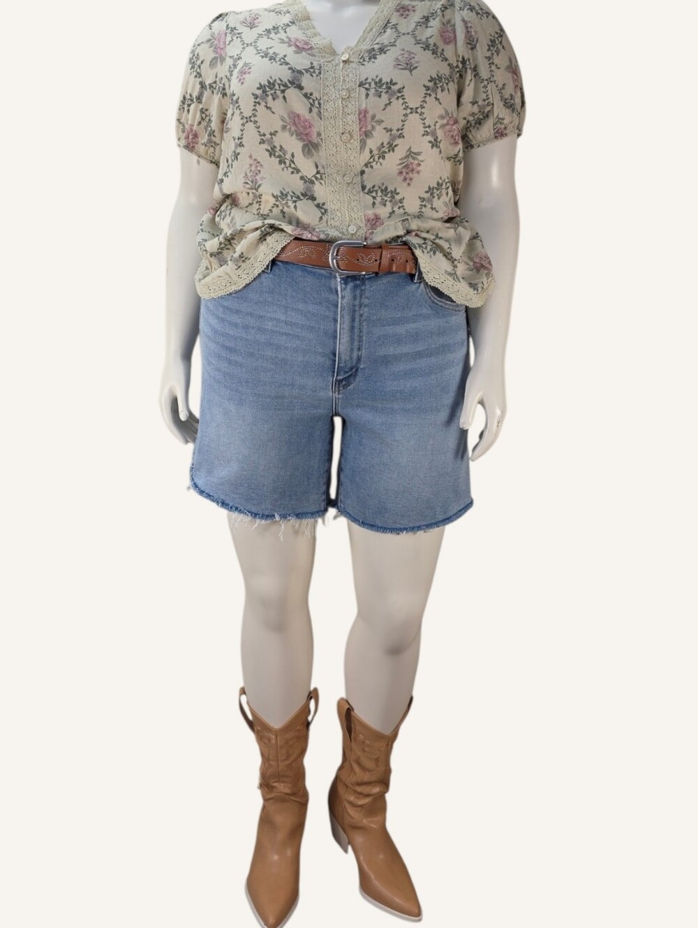 Vervet Loretta Done Deal Raw Hem Midi Jean Shorts 2XL NWT
